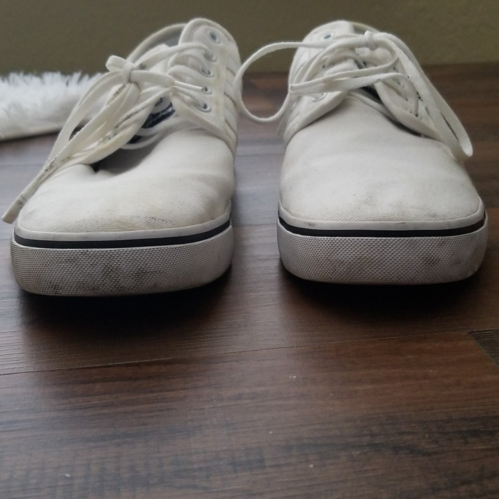 Adidas White Canvas Mens 11.5 Shoes Sneakers - Picture 2 of 8